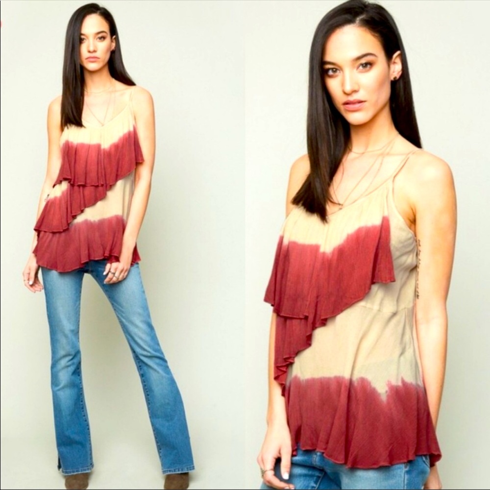 B2 Gorgeous❤️Ombré tank on cream & cranberry-stuns